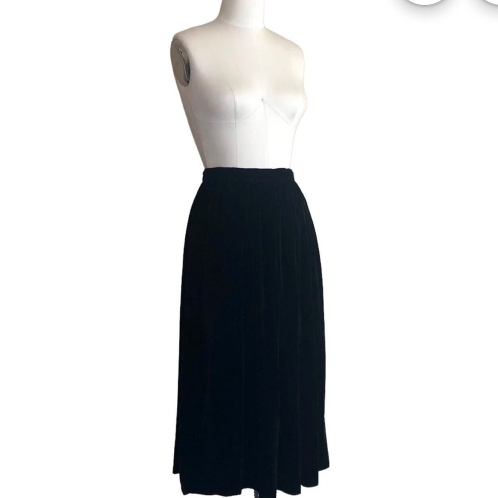 Flora Kung New York Vintage Black Velvet Silk Lined Skirt Women’s Size 14 NWOT